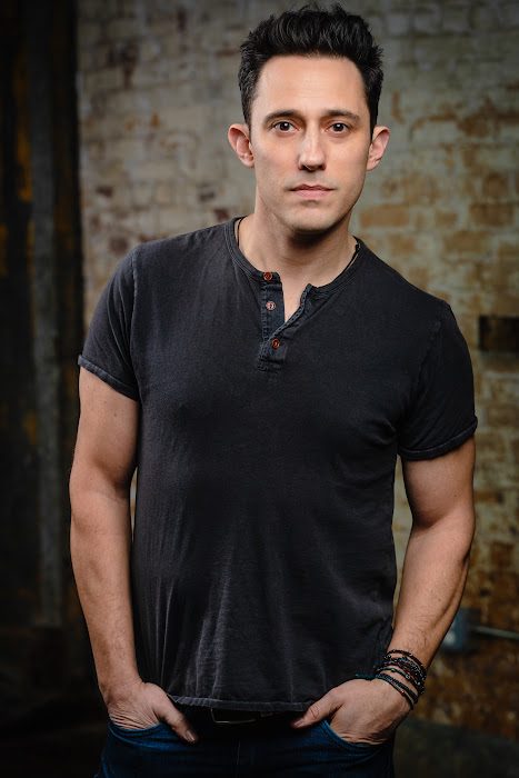 Adam Arian headshot 6